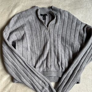 ✨ FOREVER 21 Grey Ribbed Half-Zip Cropped Sweater ✨